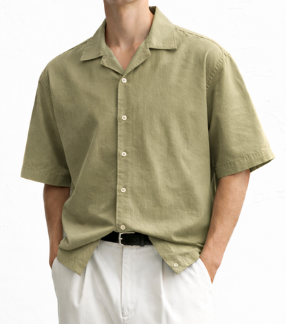 Men’s Solid Short Sleeve Resort Collar Shirt