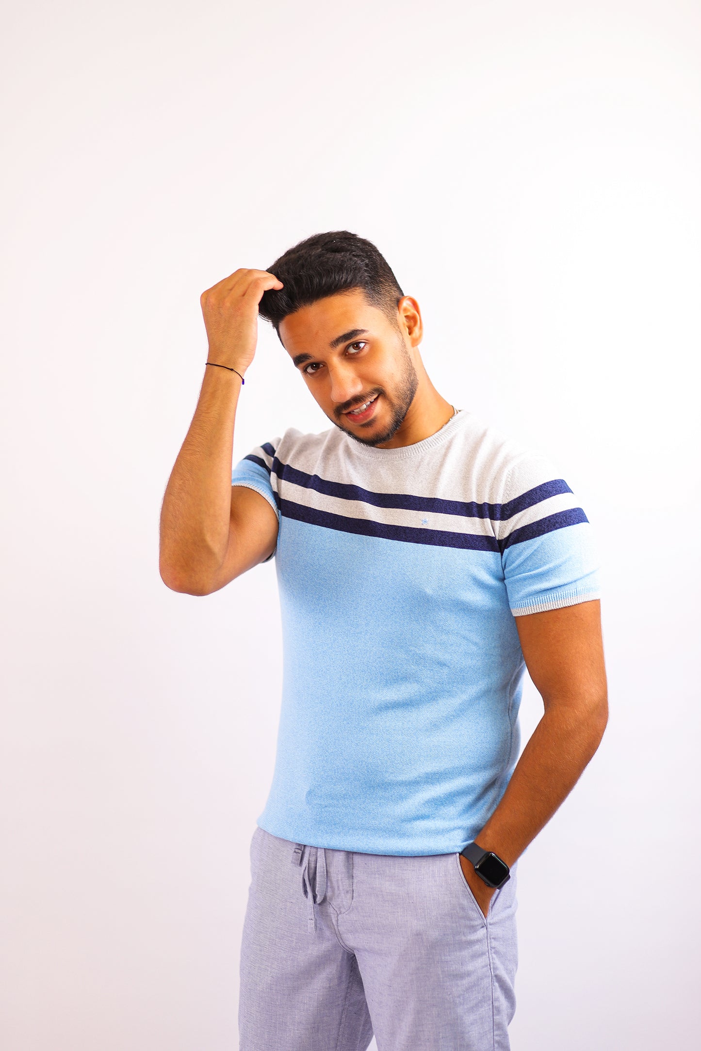 R-neck Men's T-shirt