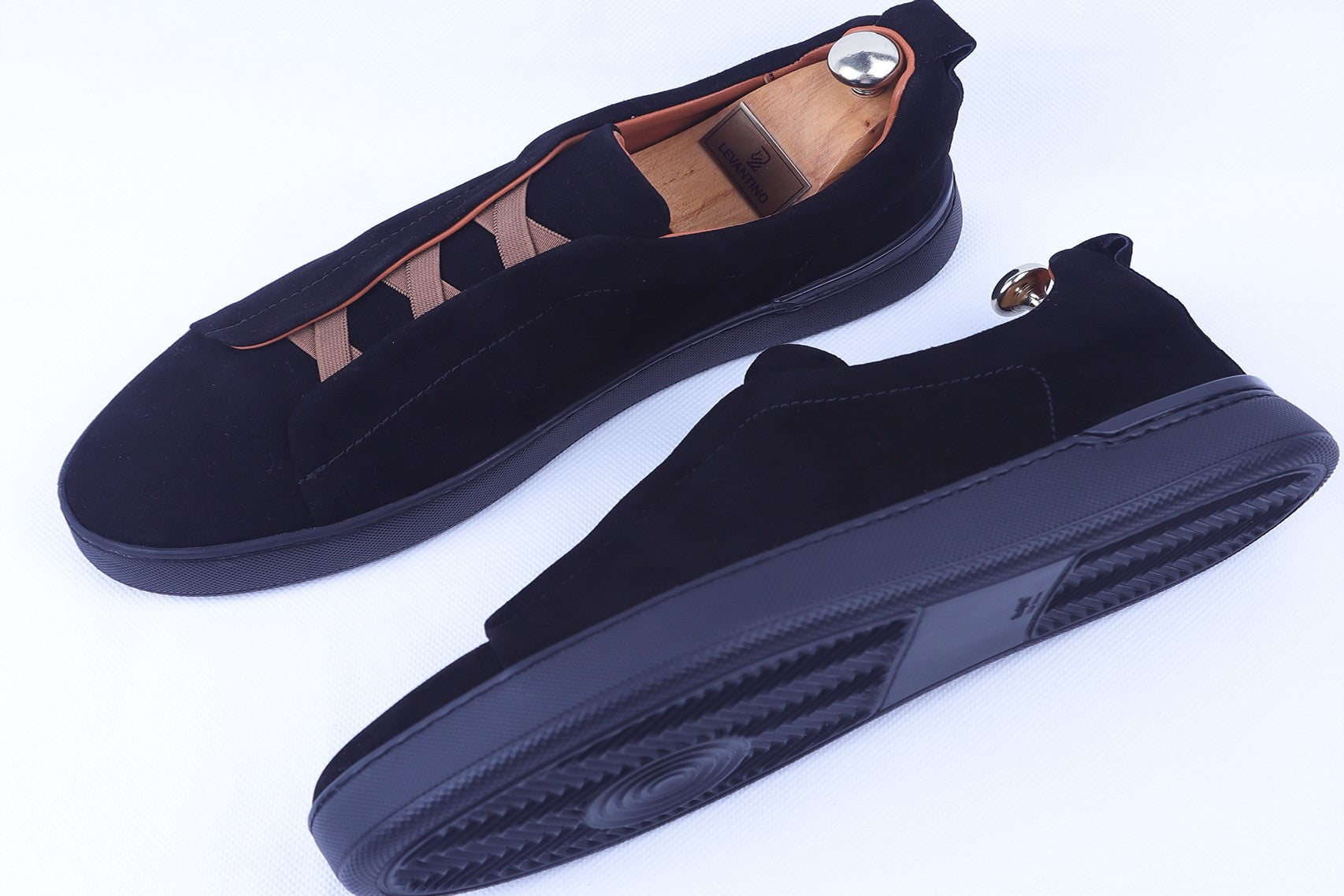 Black suede hot sale casual shoes