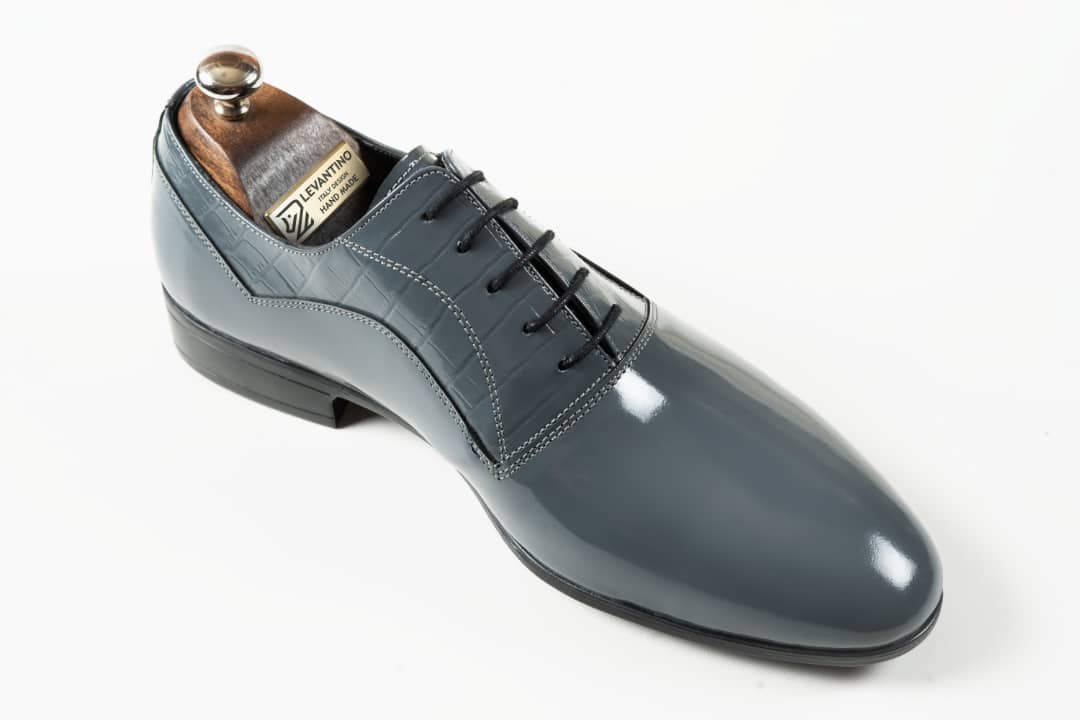 Men's classic Gray Lace-Up shoes