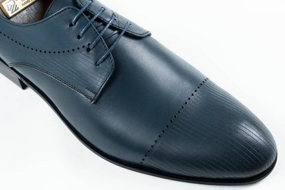 Men's classic black Oxford shoes